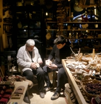 Ahşap ustası yarım asırdır mesleğini sürdürüyor