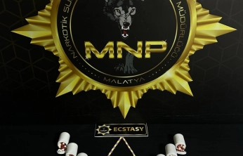 Sokak Satıcılarına Darbe: 810 Adet Uyuşturucu Hap Ele Geçirildi