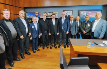 Dağ keçilerinin doğal yaşamı kameralara yansıdı