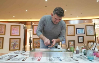 Yıl sonu sergisi: El emeği ürünler AVM'de sergileniyor