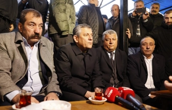 CHP Genel Başkanı Özel, Malatya'da ziyaretlerde bulundu