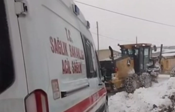 Darende Belediyesi'nin karla mücadele çalışmaları kesintisiz sürüyor