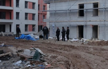 İnşaatın çatısından düşen işçi ağır yaralandı