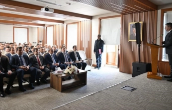 Yönetimde Beden Dili ve Etkili İletişim Semineri