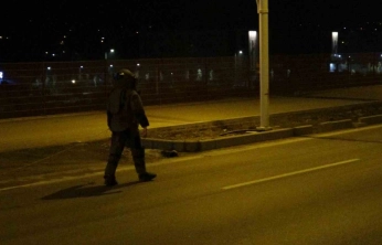 Şüpheli çanta fünye ile patlatıldı