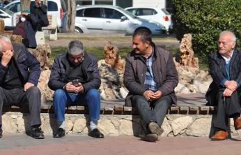 Meclis'e emekli aylığı çağrısı