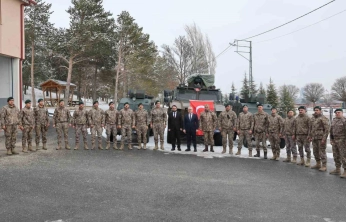 Sivas'ta PÖH timleri dualarla Suriye'ye uğurlandı