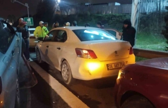 TEM'i kilitleyen 8 araçlı zincirleme kaza