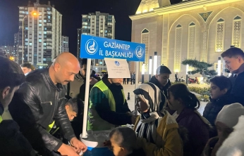 Ülkü Ocakları Gaziantep'ten Miraç Kandili'nde Helva İkramı