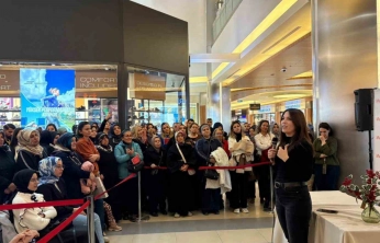 Yazar Dilek Cesur Okurlarıyla buluştu