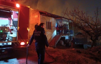 Yıldıztepe Mahallesi'nde İki Katlı Evde Yangın Çıktı