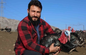 Yurtdışından dönüp, memleketine çiftlik kurdu