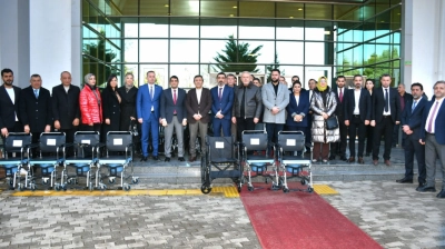 Anlamlı Destek: MAGİNDER'den Hastalara Tekerlekli Sandalye Bağışı