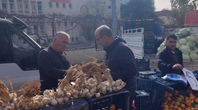 Başkan Çolakoğlu: Seçim zamanı değil, geçim zamanında da esnafın yanındayız