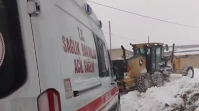 Darende Belediyesi'nin karla mücadele çalışmaları kesintisiz sürüyor