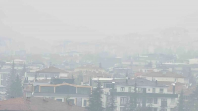 Elazığ'ın yüksek kesimlerinde sis etkili oluyor