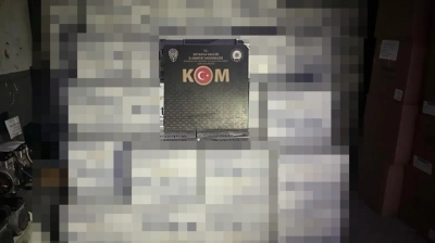 Kütahya'da durdurulan araçta 5 milyon makaron ele geçirildi