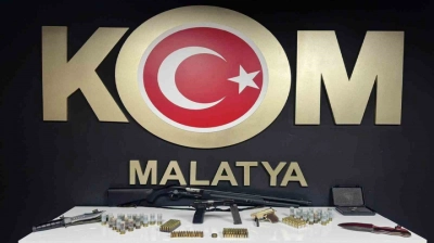 Malatya'da kaçak silah operasyonu: 4 gözaltı
