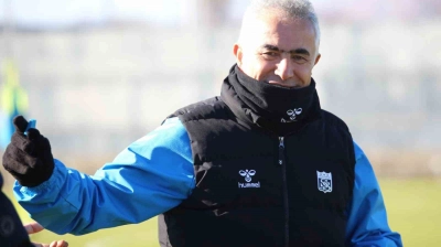 Mehmet Altıparmak: 'Transfer dedikodularına inanmayın'