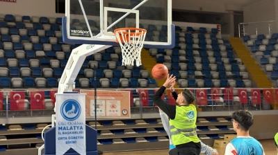 Ortaöğretim Teşkilatından Basketbol Müsabakası