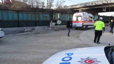 Yük treninin çarptığı genç hayatını kaybetti