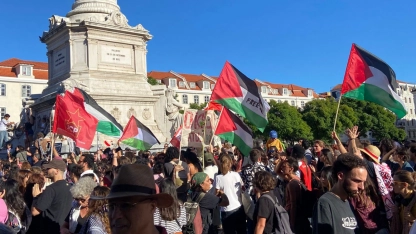 Portekiz halkı, işgalin esir aldığı aktivistler için protesto düzenledi
