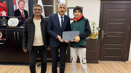 Başkan Hallaç'tan özel öğrenciye anlamlı destek