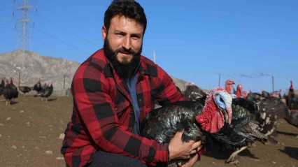 Yurtdışından dönüp, memleketine çiftlik kurdu