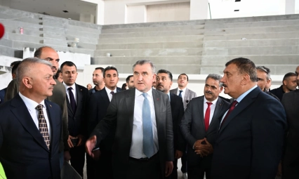 Acıları Yüreğimize Gömdük Malatya'yı Geleceğe Taşıyoruz