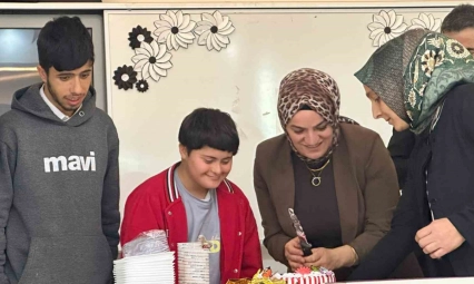 Arıcak'ta anlamlı etkinlik