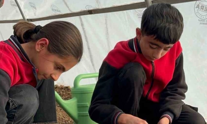 Arıcak'ta minik eller toprakla buluştu