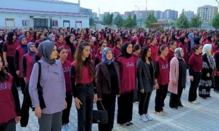 Atatürk Kız Anadolu Lisesi'nde Cumhuriyet Bayramı coşkusu