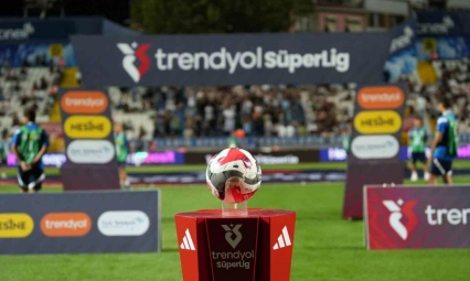 Beşiktaş - Galatasaray derbisinin tarihi açıklandı