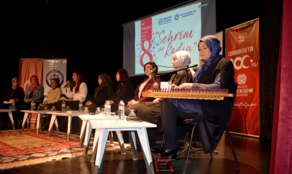 Malatya Kent Konseyi 'Şehrim Ve Kadın' Şiir Dinletisi Programı Düzenledi