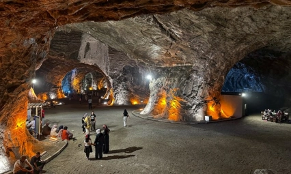 Tuz Mağaraları Sıcakta Serinlik Arayanların Uğrak Noktası Oldu