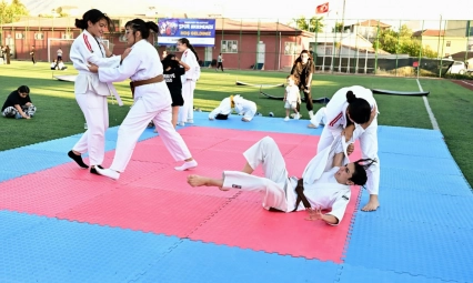 Yeşilyurt'ta Binlerce Çocuğa Ücretsiz Spor Eğitimi