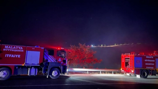 GÜNCELLEME-Akçadağ ilçesinde dağlık alanda çıkan yangın Söndürüldü