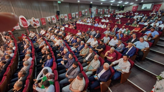 MHP Battalgazi İlçe Kongresinde Başkan İlhan İlhan Güven Tazeledi