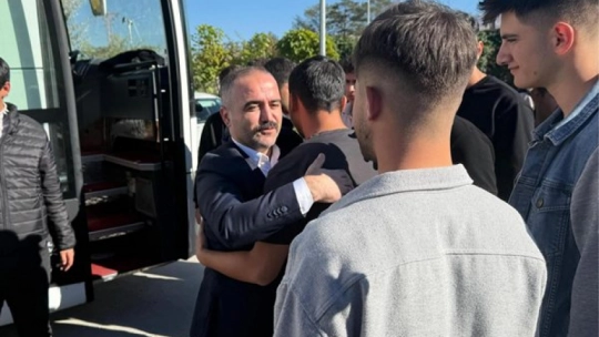 Ülkü Ocakları'ndan ''Medeniyet, Tarih ve Kültür Kampı'na Yolculuk''