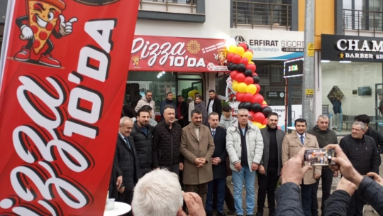 Tecde'de yeni lezzet durağı: Pizza10-da kapılarını açtı