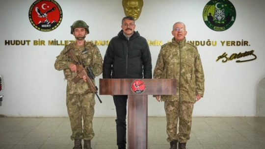 Sınır Hattında İnceleme: Çelik ve Topaloğlu Askerlere Başarı Diledi