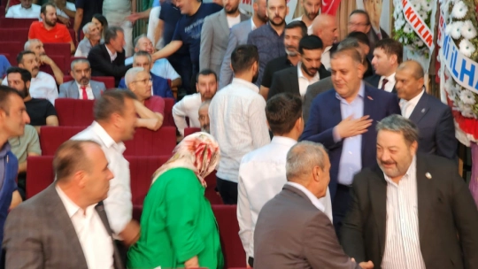 MHP Battalgazi İlçe Kongresinde Başkan İlhan İlhan Güven Tazeledi