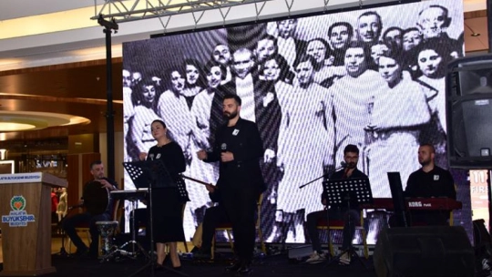 Semt Konaklarından Anlamlı Program