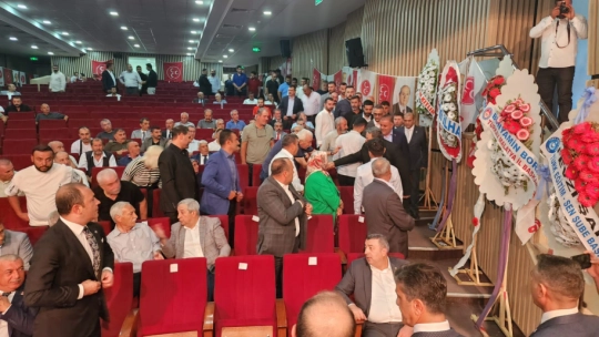 MHP Battalgazi İlçe Kongresinde Başkan İlhan İlhan Güven Tazeledi