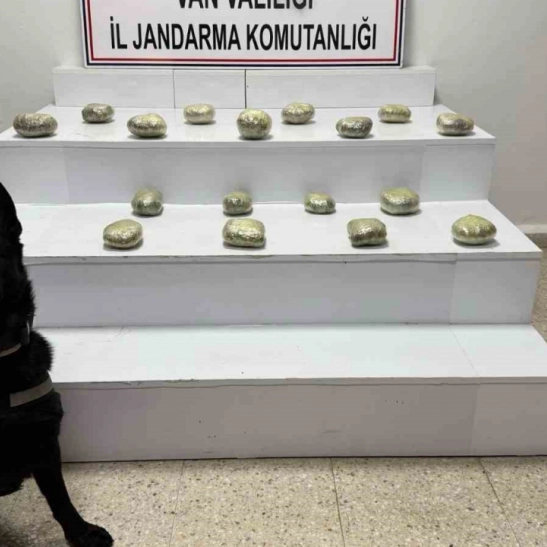 Başkale'de 20 kilo 250 gram toz esrar maddesi ele geçirildi