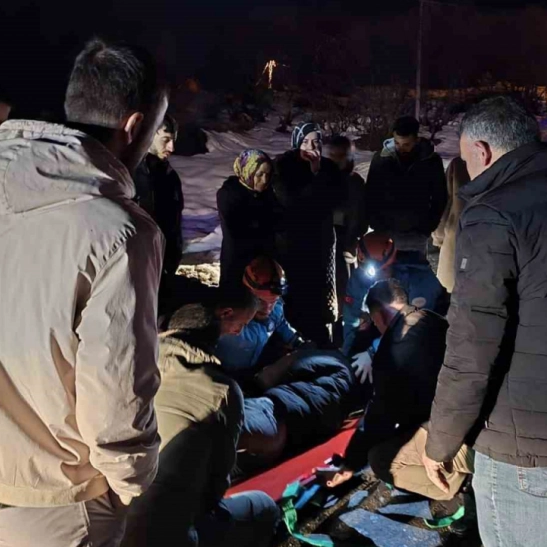 Bingöl'de trafik ikazası: 3 yaralı