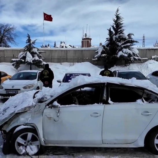 Bingöl merkezli 'change' araç operasyonu: 4 tutuklama