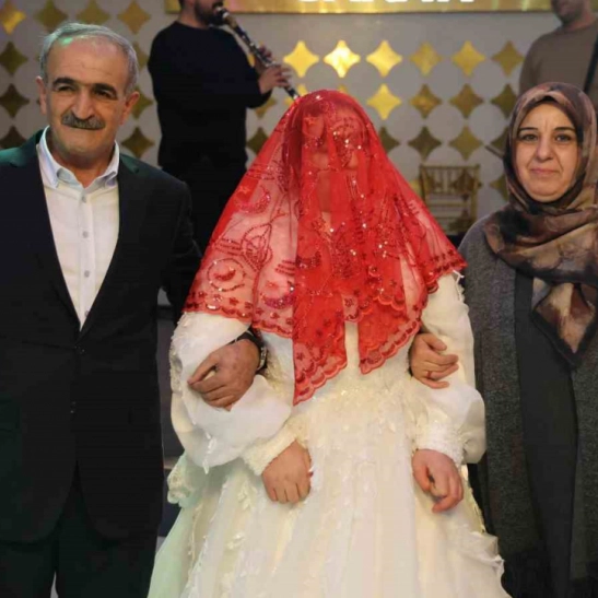 Şevval'in düğün ve gelinlik hayali gerçek oldu