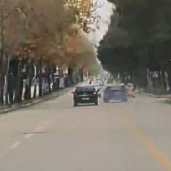 Elazığ'da trafikte makas atan sürücü kameraya yansıdı