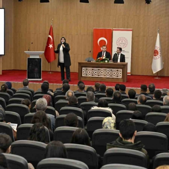 İBAN'ların üçüncü kişilere kullandırılmaması için öğrencilere seminer verildi